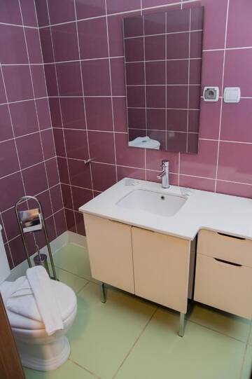 Фото номера Стандартный одноместный номер Апарт-отели Dwór Górny г. Нова-Руда 7